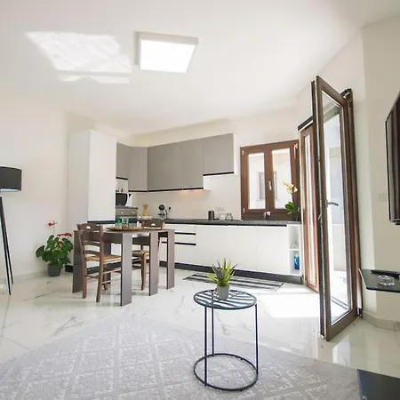 Elegant House A 5 Minuti Di Auto Dal Mare Apartment Siniscola