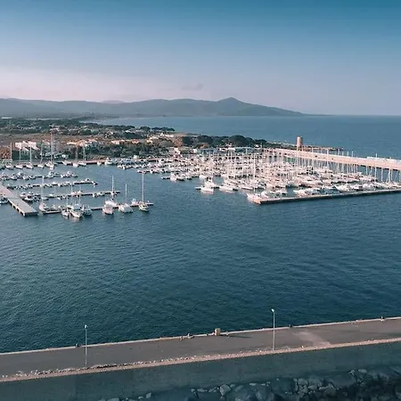 Elegant House A 5 Minuti Di Auto Dal Mare * 시니스콜라